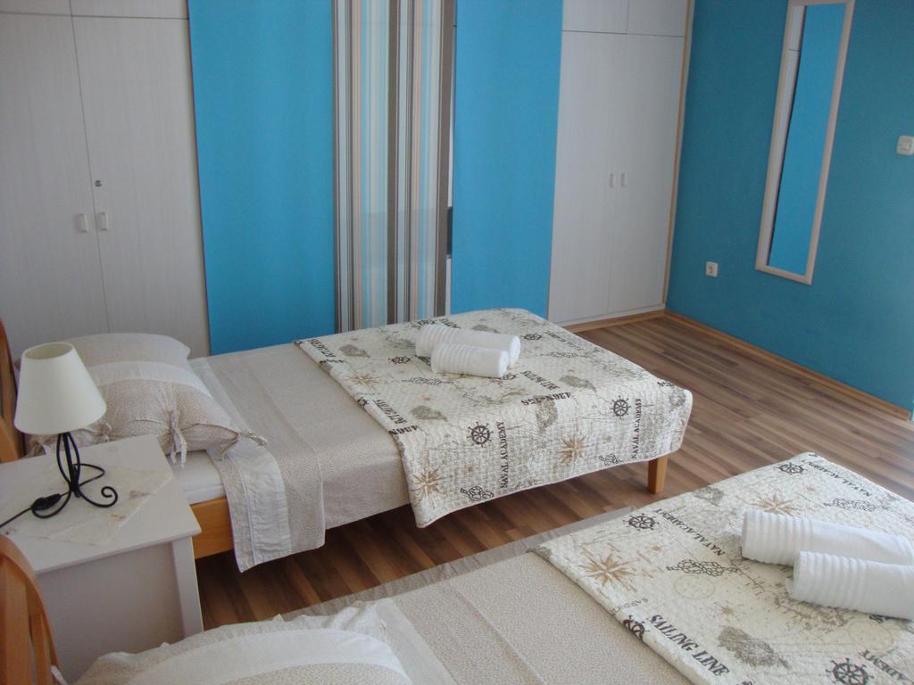 Apartment Nela And Vito สปลิท ภายนอก รูปภาพ