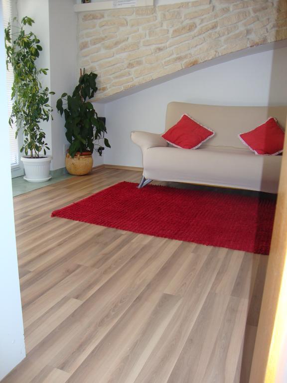 Apartment Nela And Vito สปลิท ภายนอก รูปภาพ